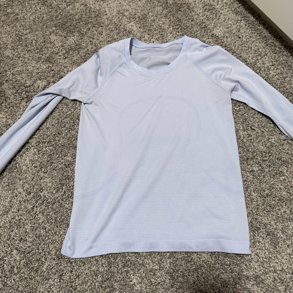 Lululemon Swiftly Tech longsleeve 2.0 *race length - size 6